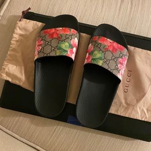 Gucci slides